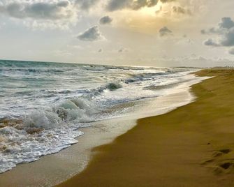 Cotonou Fidjrosse Appart 2 In Seaview Residence - Cotonou - Pláž