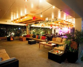 Waikiki Beachside Hostel - הונולולו - טרקלין