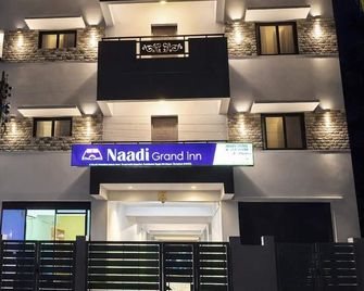 Naadi Grand Inn - Tanjavur - Gebäude