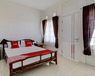 Collection O 90617 Rumah Oma Opa Syariah - Bandung