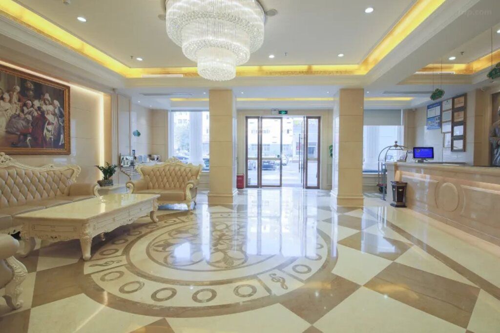 Vienna Hotel Shenzhen Fuyong Village thumbnail 2