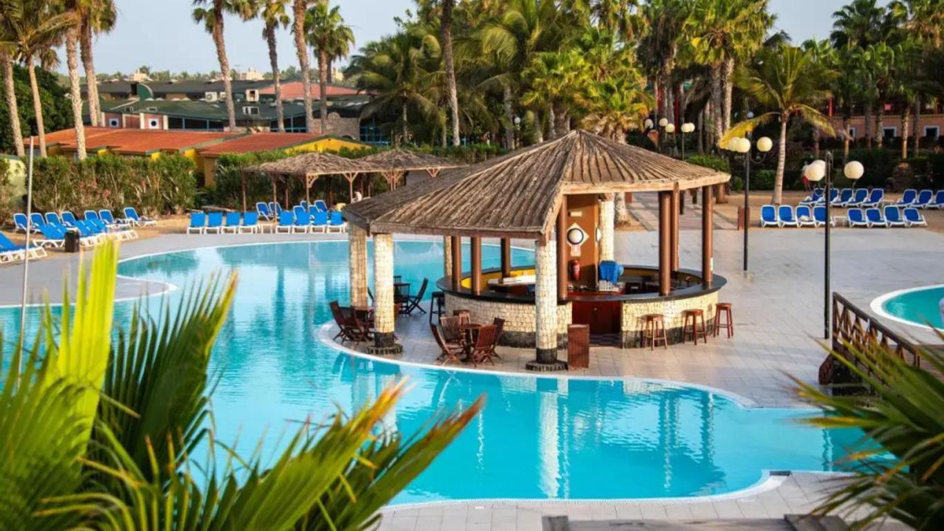 Voi Vila Do Farol Resort