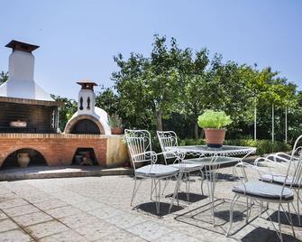 Tzivras Standard Apartment - Lassi - Patio