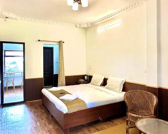 Orange Valley Hill Stay - Kotagiri - Bedroom