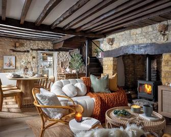 Bourton Scandi Chic Authentic Cottage - Bourton-on-the-Water - Living room