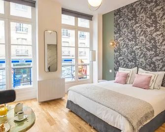 Stylish Apartment in Belleville - Where Artists Live - Parigi - Camera da letto