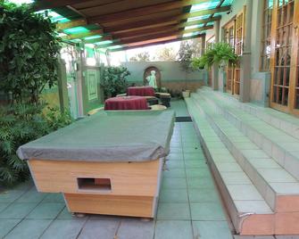 Rita's Guesthouse CC - Vryheid - Patio