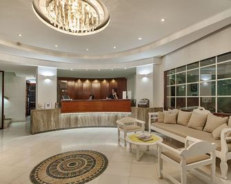 Elina Hotel Apartments - ריתימנו - לובי