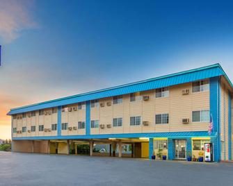 Baymont by Wyndham Roseburg - Roseburg - Rakennus