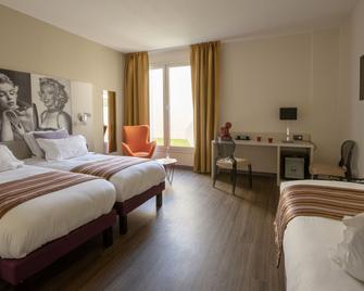 هوتل آرليس بلازا - آرل - غرفة نوم