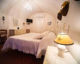 Agriturismo Masseria Del Crocifisso - Polignano a Mare - Camera da letto