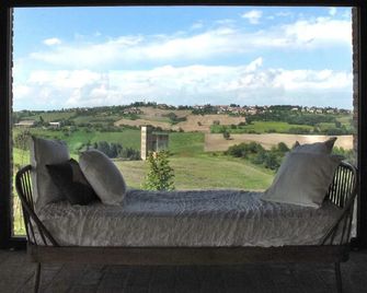 B&B Tenuta il Galletto - Casale Monferrato - Balkon