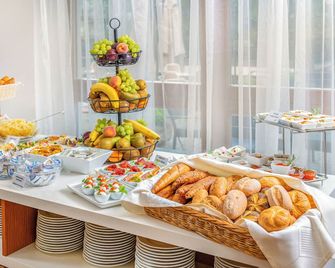 Corvin Hotel Budapest Corvin Wing - Budapest - Buffet