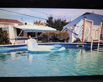 18 minutes de quebec et 10 minutes village des sports - 魁北克市 - 游泳池