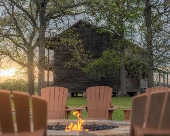 The Wanderlust Room - Wander Inn - Round Top - Restaurante