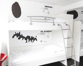 Design Hostel 101 Dalmatinac - Split - Yatak Odası