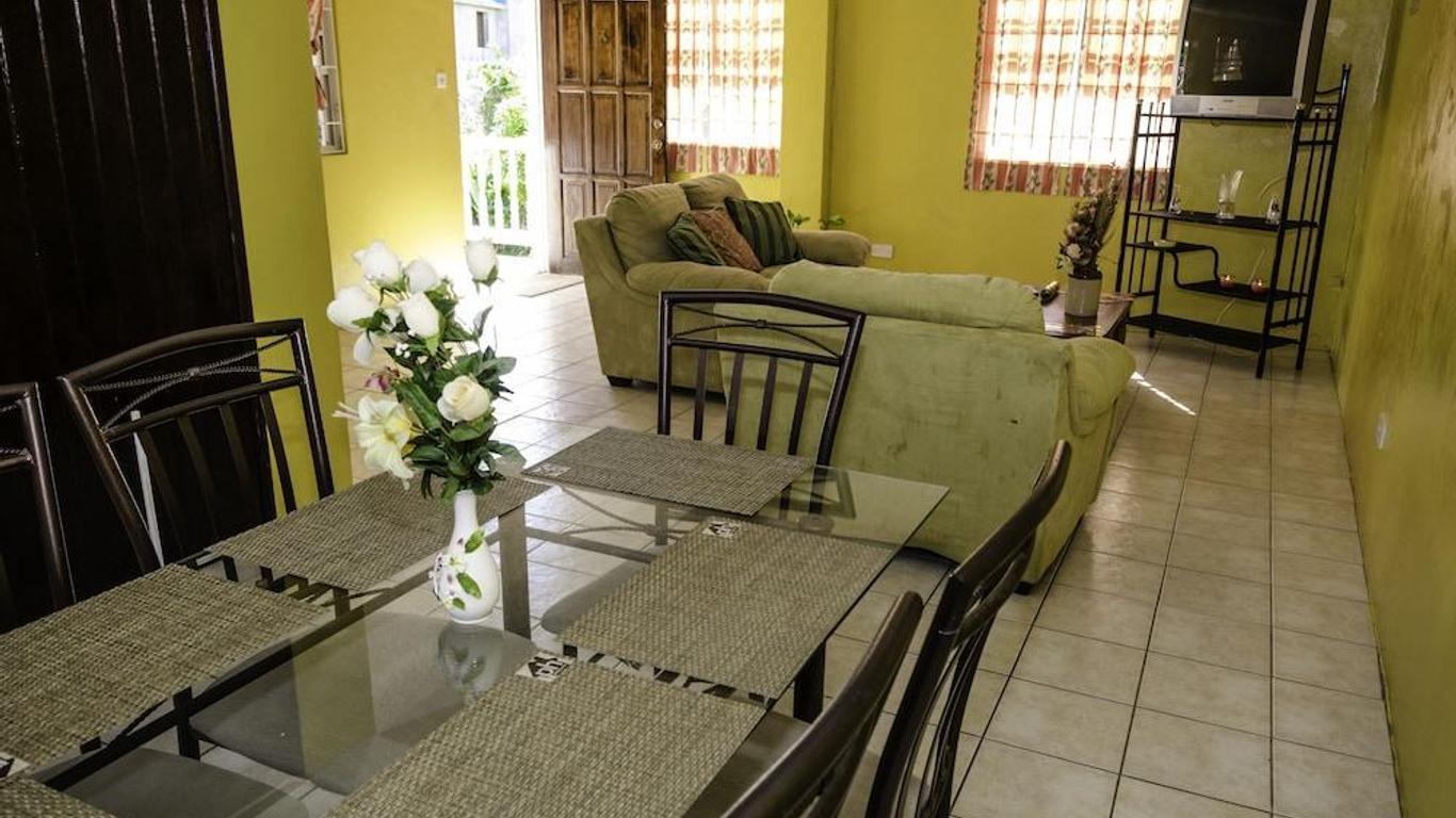 Aanola Villas