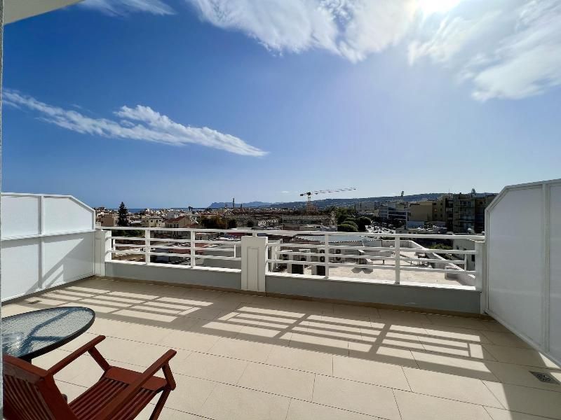 Archontiki City Hotel