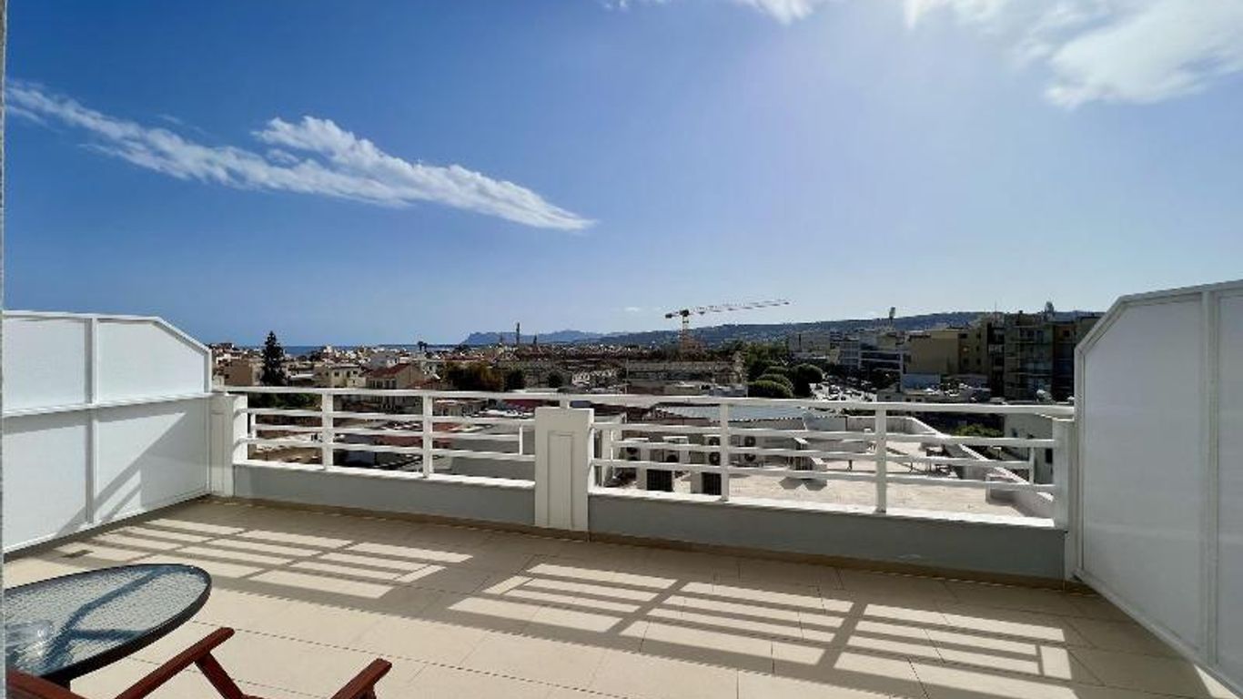 蒂基宮酒店 - 干尼亞