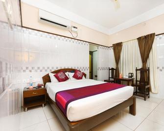 Hotel Arunachala - Pondicherry - Bedroom