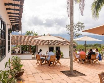 Hacienda El Novillero - Fusagasuga - Patio