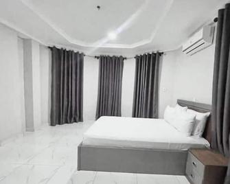 24 Bedroom All Ensuite East Legon Grand Apartment - Accra - Chambre
