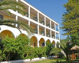 Melody Hotel - Gouvia - Gebouw