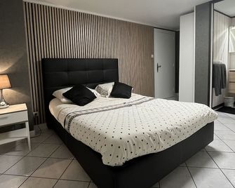 Villa Chalet Standing Piscine Couverte Htes Vosges La Bresse Ventron Vue Wifi - Cornimont - Chambre