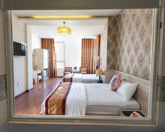 Flora Hotel Hue - Hue - Bedroom