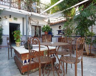 Pension Aduar - Marbella - Patio