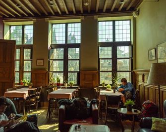 Hostel Uppelink - Gent - Restaurant