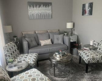 A Vineyard View Bed And Breakfast - Niagara-on-the-Lake - Sala de estar