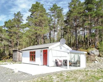 Gorgeous Home In Dirdal With Wifi - Jørpeland - Building