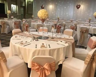 The Corner House Hotel - Annan - Bankettsaal