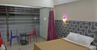 Thamarai Resort - Pondicherry - Bedroom