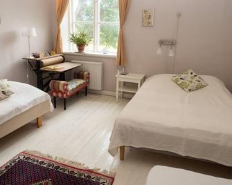 Lindsbergs Kursgard and hostel - Falun - Bedroom