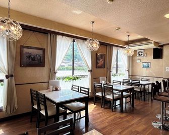 Gero-Onsen Business Hotel Fukiya - Gero - Ресторан