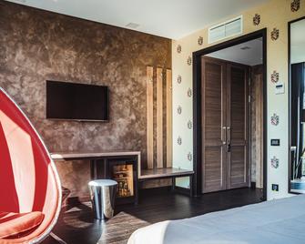 M1 club hotel - Odesa - Comodidade do quarto