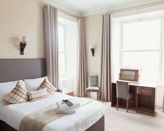 Inverkip Hotel - Inverkip - Bedroom