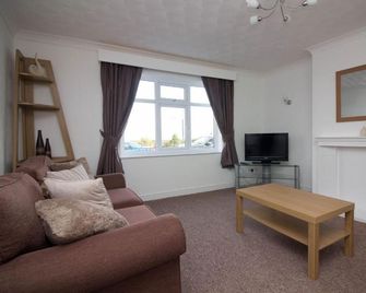 Lovely Sea Front House in Cleethorpes On - Cleethorpes