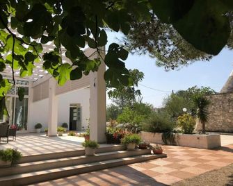 Loggia Dei Lezzi - Noci