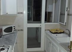 Imavac Appartements - La Marsa - Kitchen