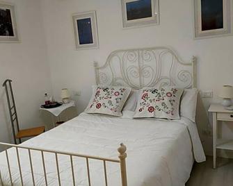 Venice Home - Venice - Bedroom