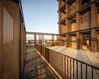 Navakitel Design Hotel - Nakhon Si Thammarat - Balcony