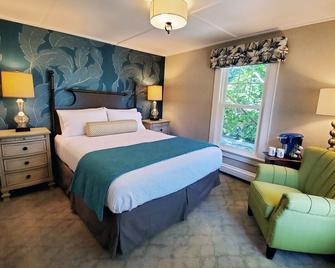 The Whitlock by The Lenox Collection - Lenox