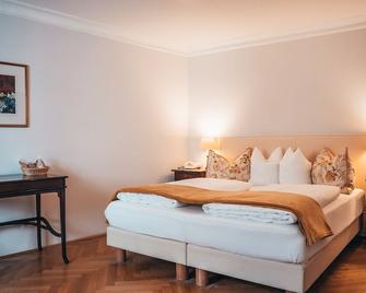 Hotel Goldener Engl - Галль-ін-Тіроль - Спальня