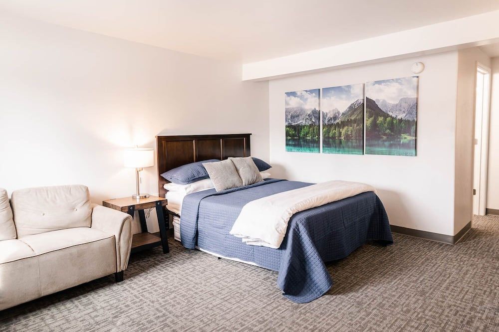 Alaska Frontier Inn - Delta Junction - Bedroom