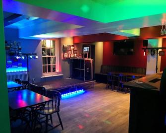The Commercial Bar & Hotel - Chester - Bar