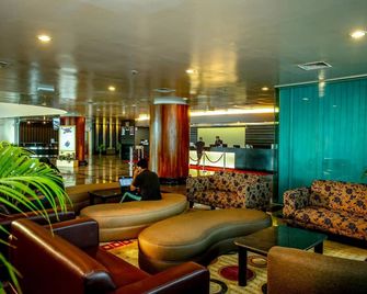 New York Hotel - ג'והור באהרו - טרקלין