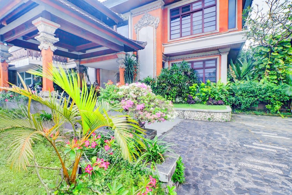 كوليكشن أو بالي نير سانور بيتش فورميرلي أكارسا ترانسيت